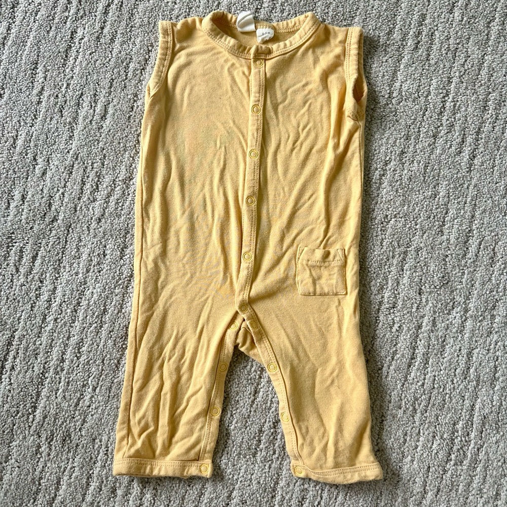 Kyte BABY Sleeveless Romper in Honey